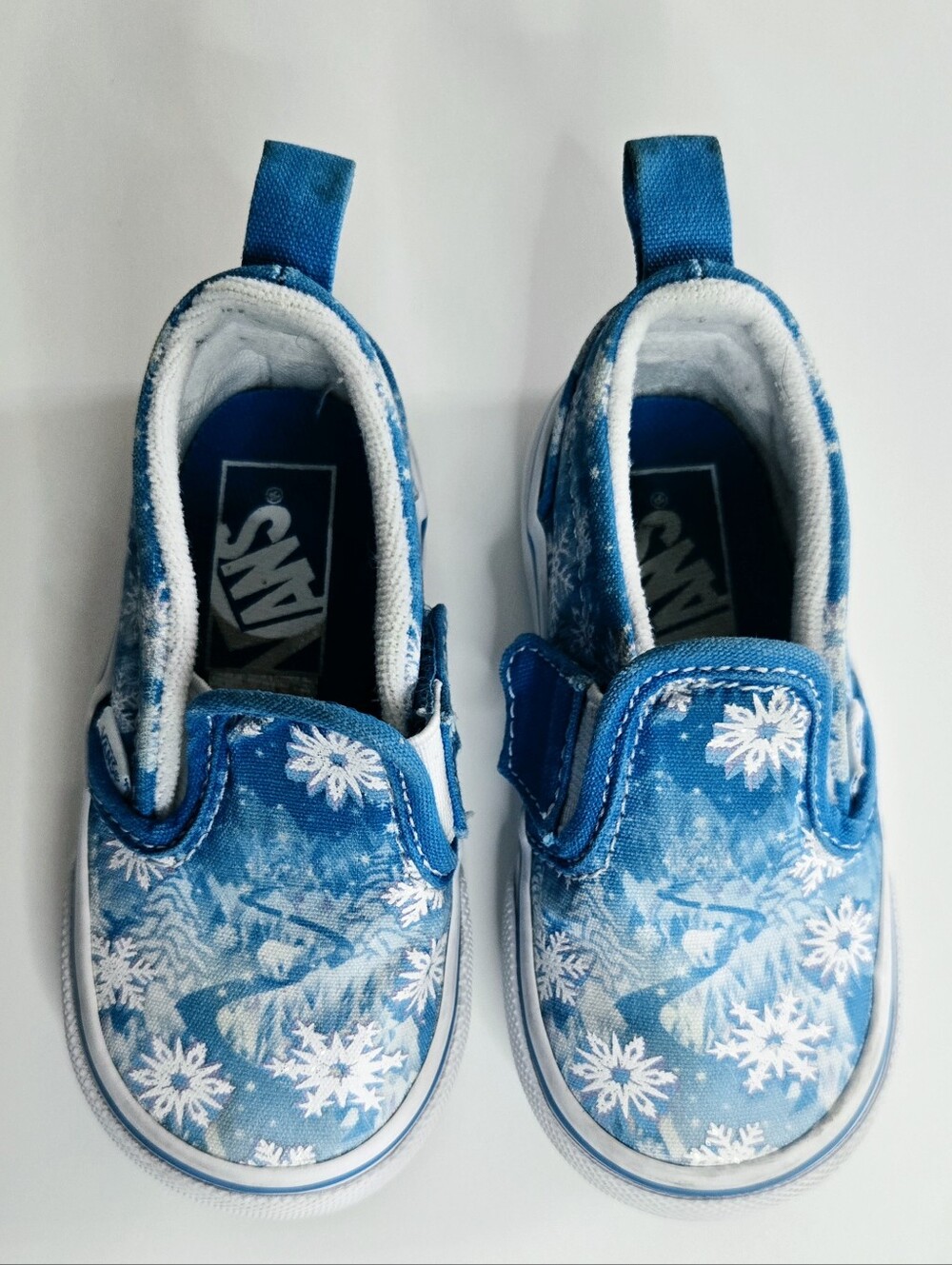 Vans Off The Wall Disney Frozen Slip-On Canvas Sneakers Blue Kids sz 5.5